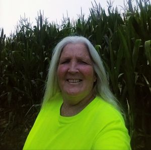 Meet your Posher, Louann